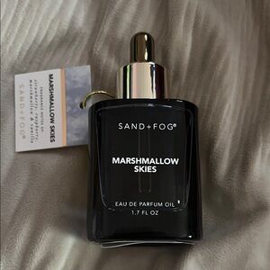 Sand + Fog Marshmallow Skies Eau de Parfum Oil - Black